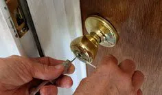 Jacksonville Quickly Locksmith Jacksonville, FL 904-572-3201 Jacksonville Quickly Locksmith Jacksonville, FL 904-572-3201 - 4-Locksmiths-Service