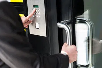 Jacksonville Quickly Locksmith Jacksonville, FL 904-572-3201 - commercial-lockouts
